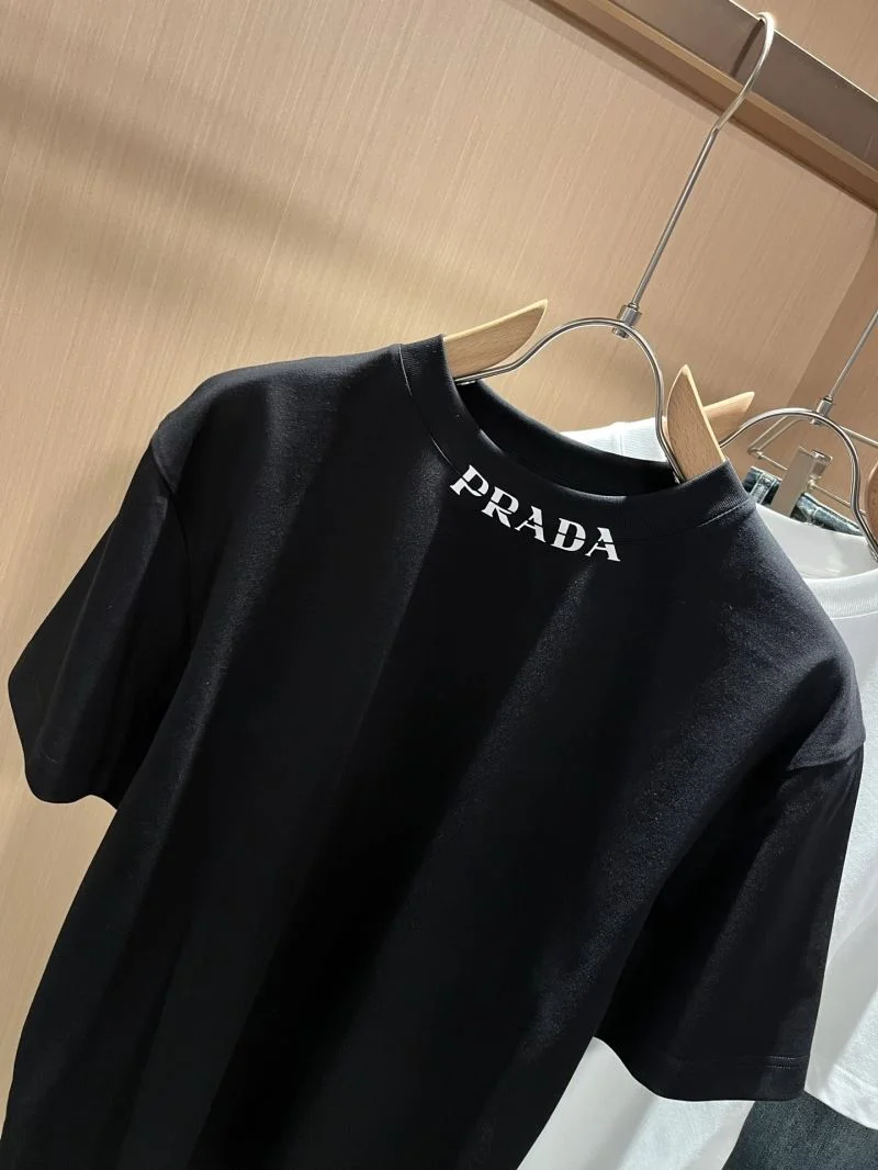 WellDesigned Prada T-Shirts 167751