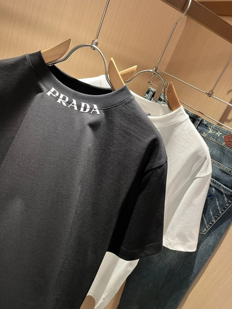 WellDesigned Prada T-Shirts 167751