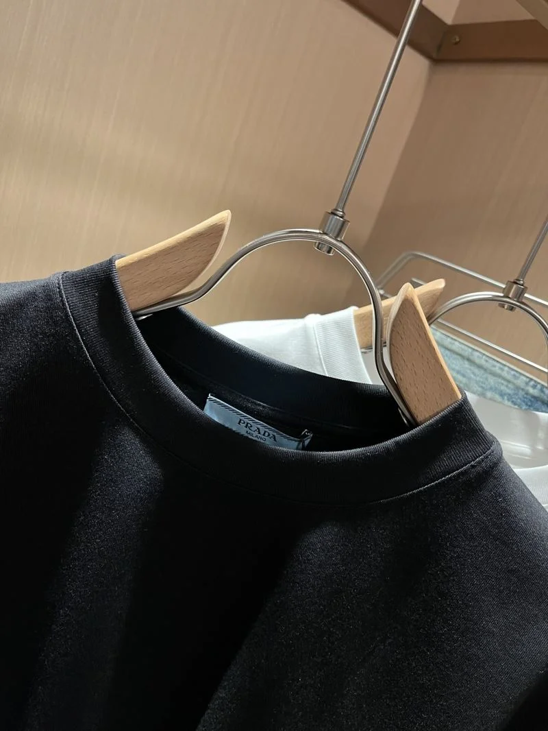 Prada T-Shirts Stylish 167748