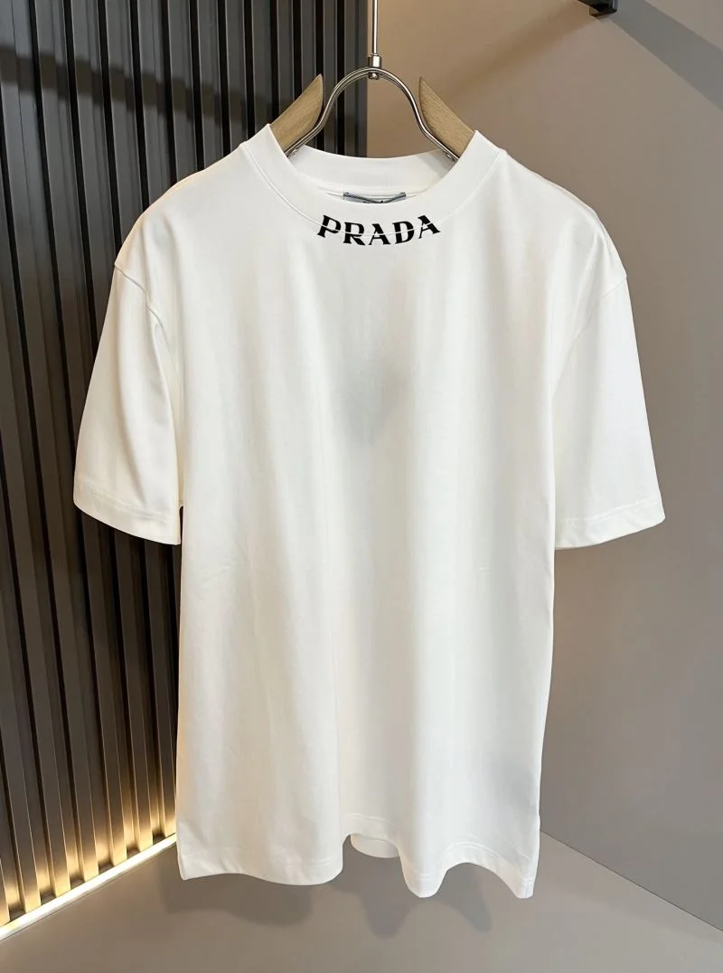 Prada T-Shirts Trendy 167747