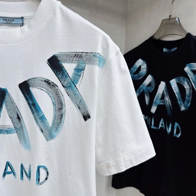 Prada T-Shirts Durable 167746
