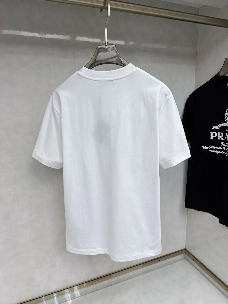 Elegant Prada T-Shirts 167741