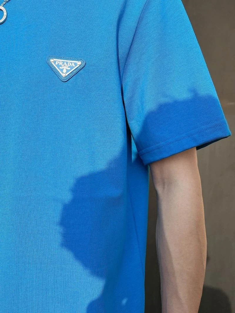 Prada T-Shirts Trendy 167819