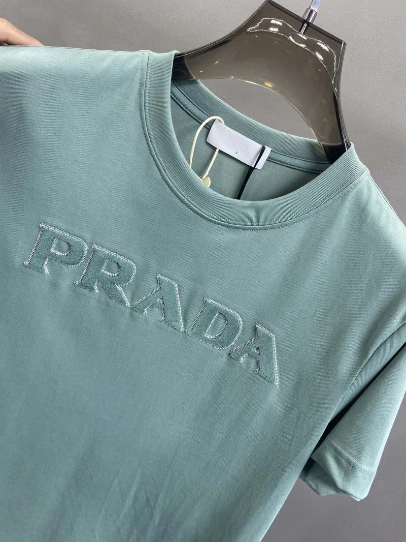 Compact Prada T-Shirts 167734