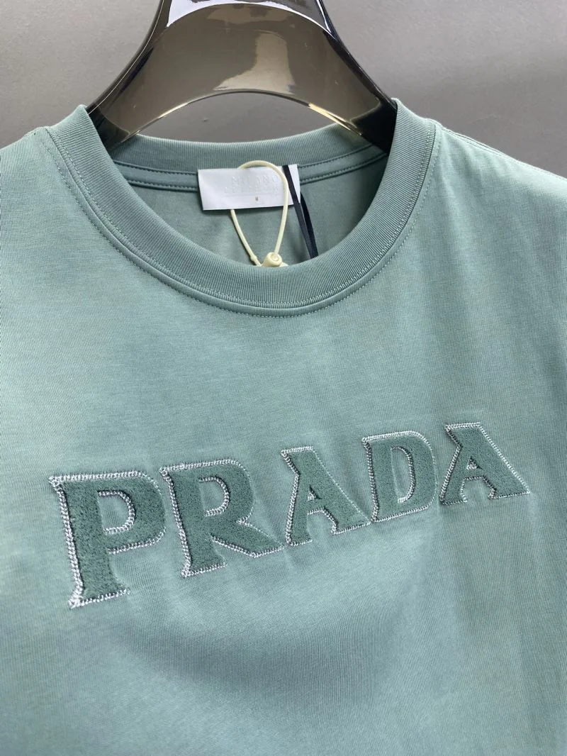 Compact Prada T-Shirts 167734