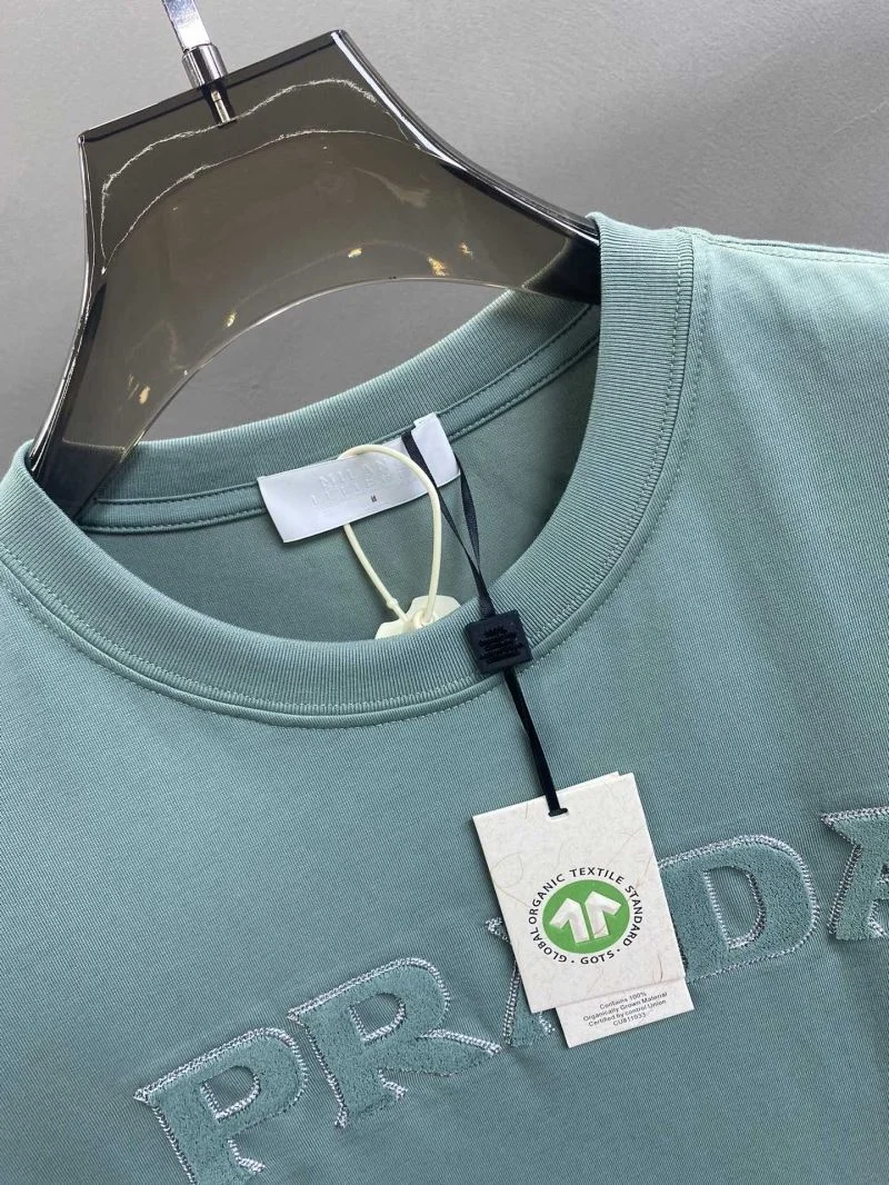 Compact Prada T-Shirts 167734