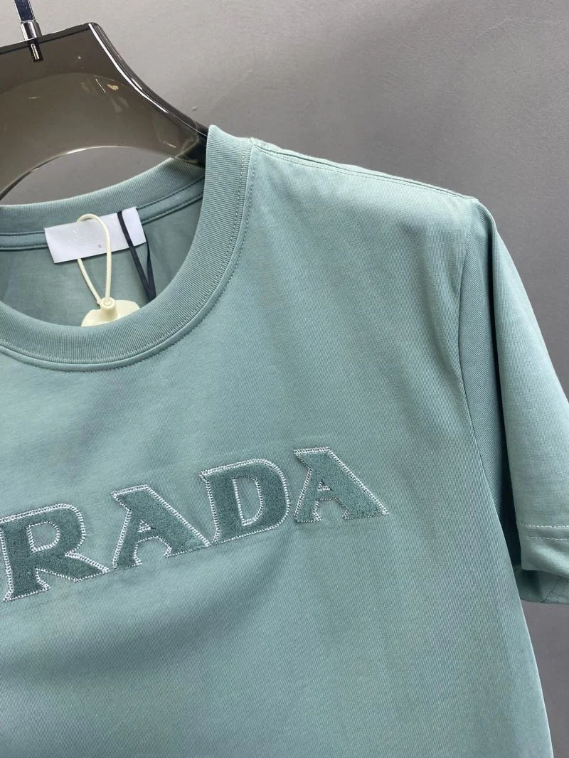 Compact Prada T-Shirts 167734