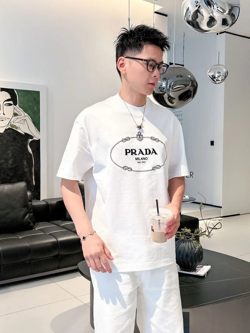 Prada T-Shirts ZeroBulk 167728