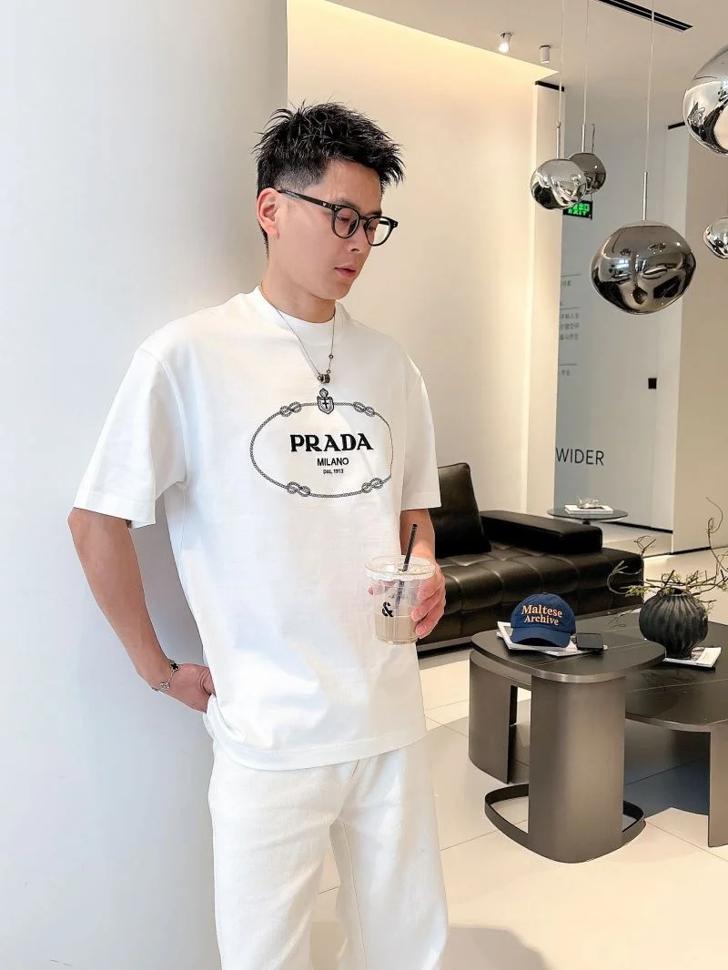 Prada T-Shirts ZeroBulk 167728