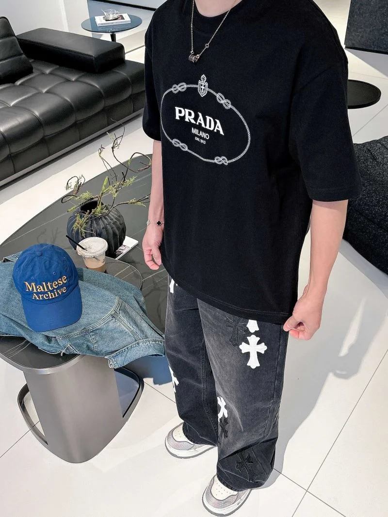 Modern Prada T-Shirts 167733