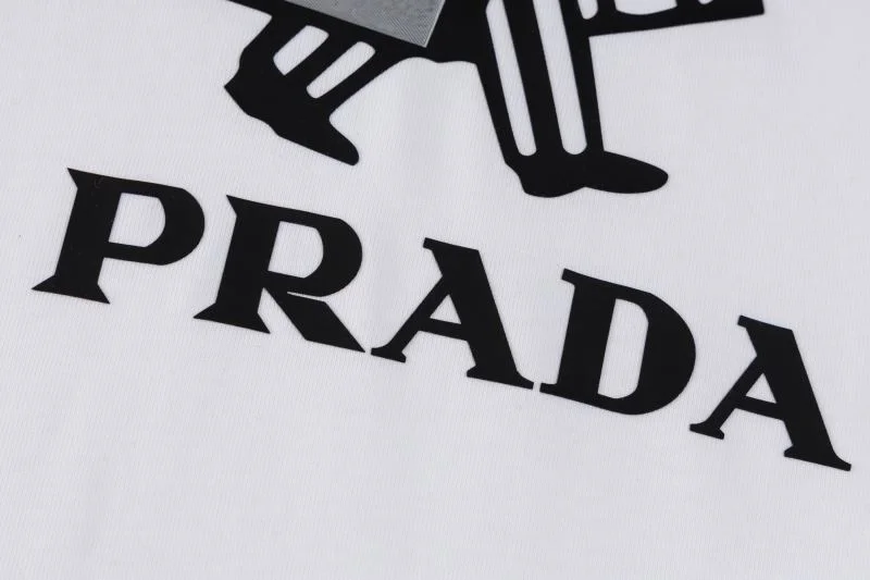 Upgraded Prada T-Shirts 167725