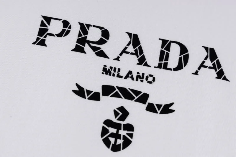 SmartChoice Prada T-Shirts 167796
