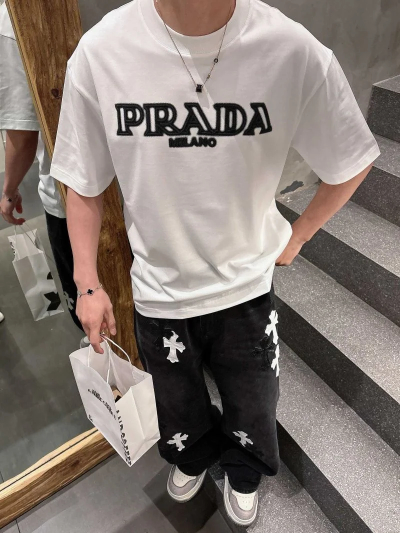 Prada T-Shirts Modern 167723