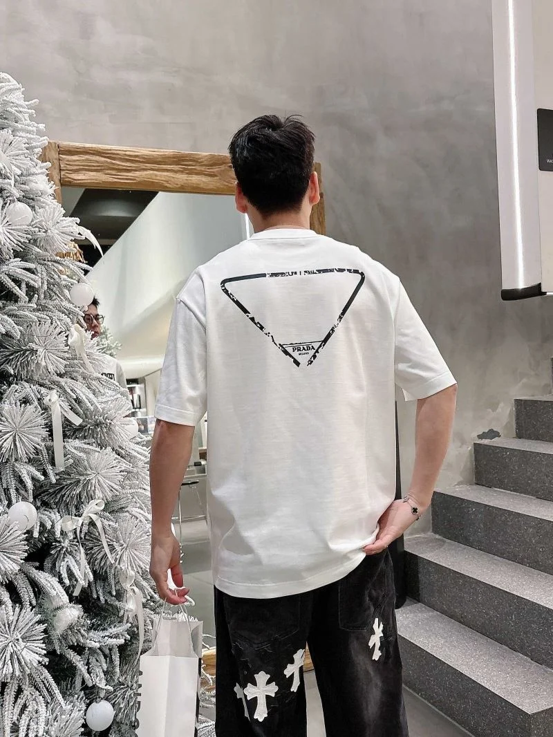 Prada T-Shirts Modern 167723