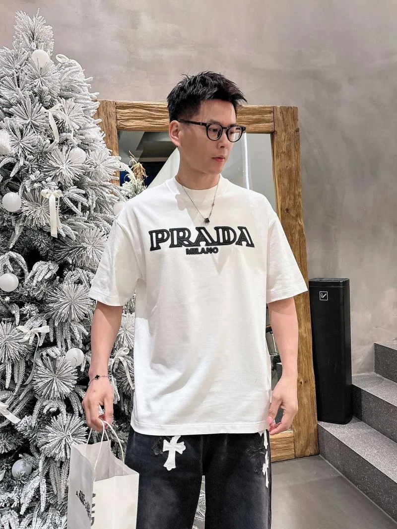 Prada T-Shirts Modern 167723