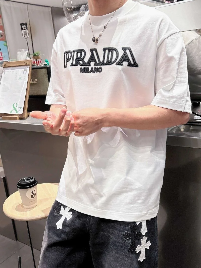 Prada T-Shirts Modern 167723