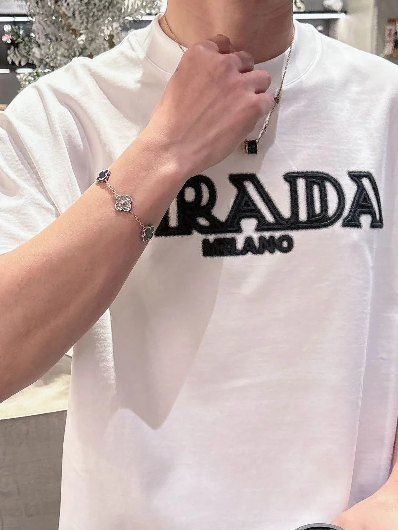 Prada T-Shirts Modern 167723