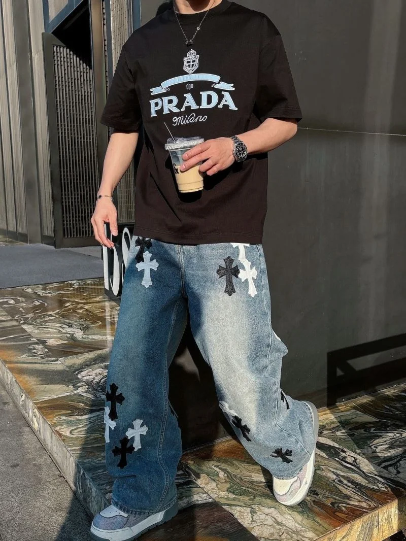 Prada T-Shirts Snug 167720