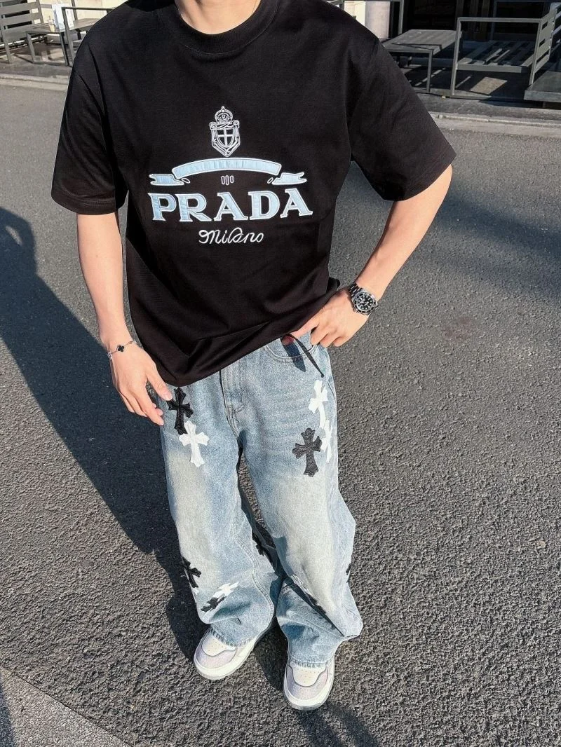 Prada T-Shirts Snug 167720