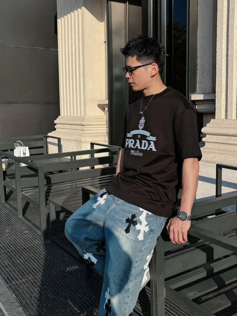 Prada T-Shirts Snug 167720