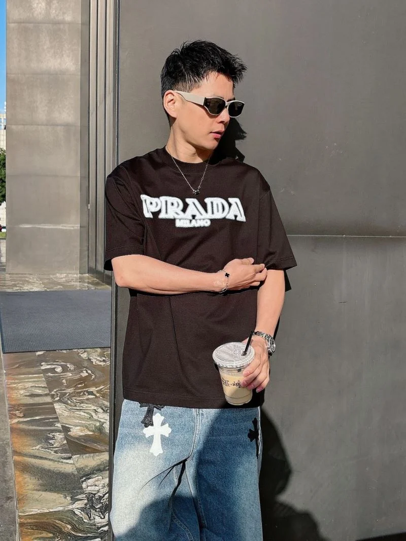 Prada T-Shirts Comfortable 167722