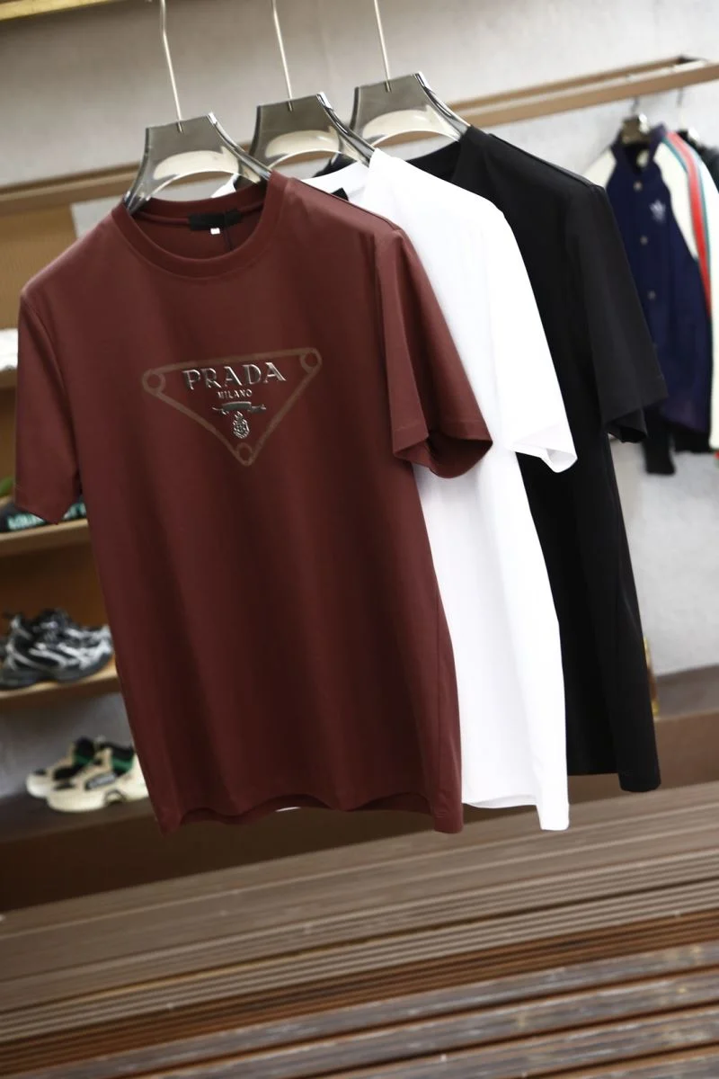 Prada T-Shirts TimelessDesign 167716