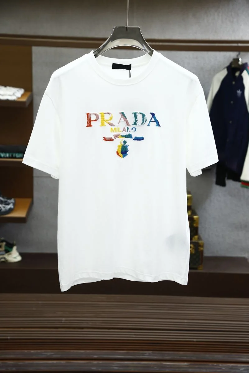Supportive Prada T-Shirts 167745