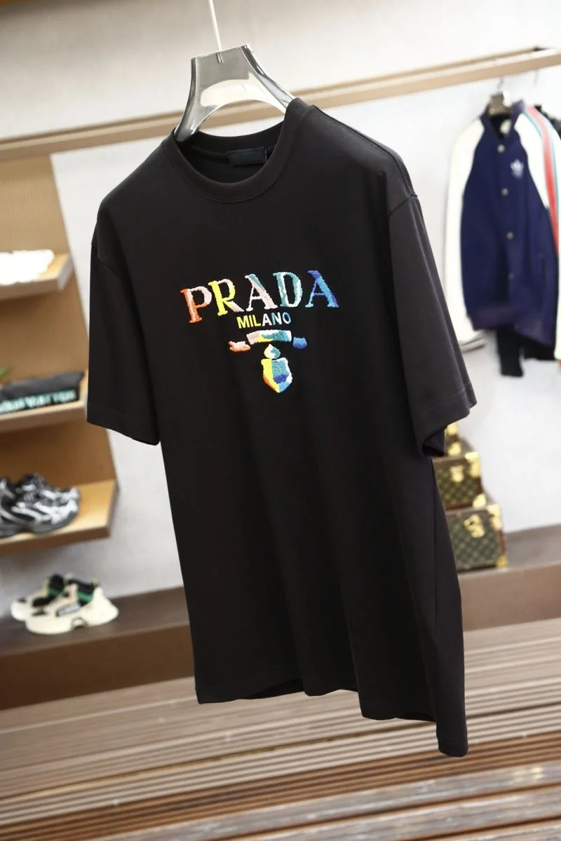 Supportive Prada T-Shirts 167745