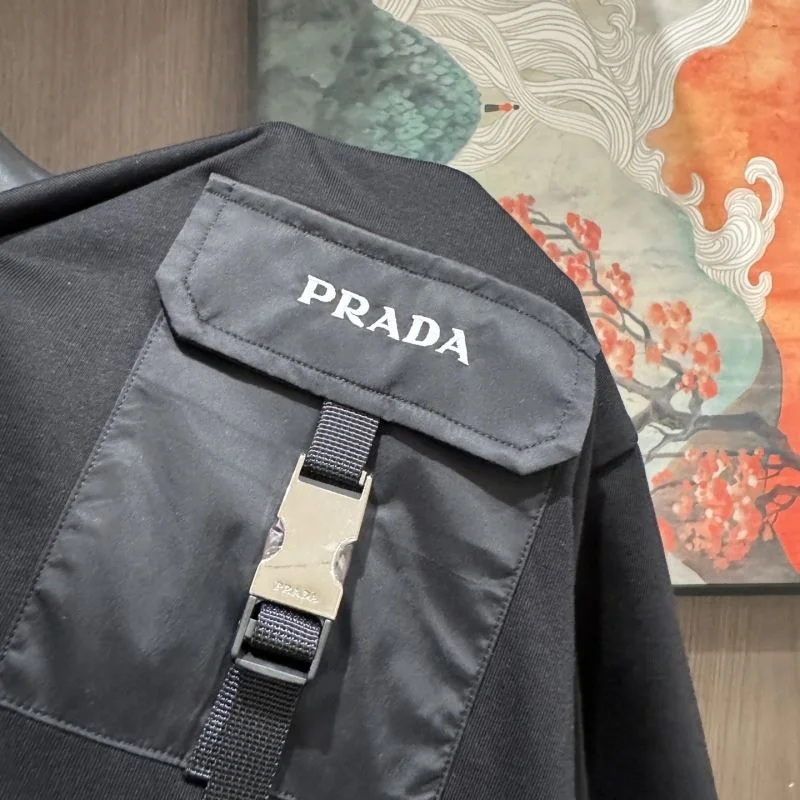 Contemporary Prada T-Shirts 167704