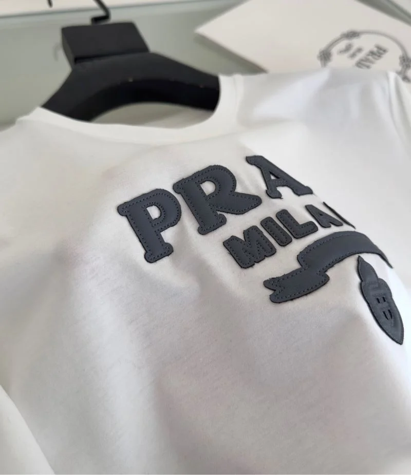 Prada T-Shirts Unique 167697