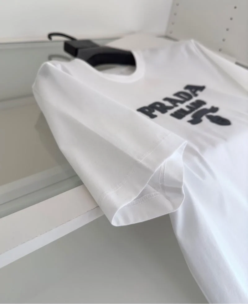 Prada T-Shirts Unique 167697