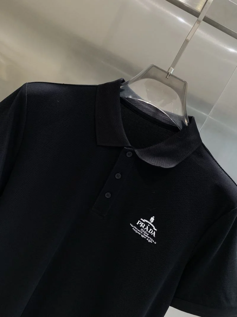 Prada T-Shirts Classic 167686