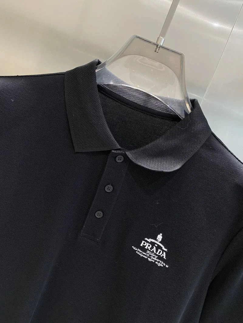 Prada T-Shirts Classic 167686
