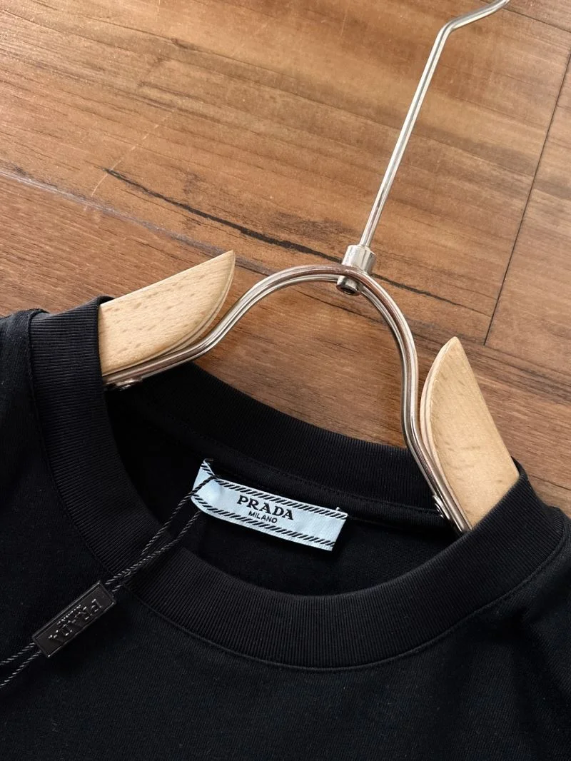 Prada T-Shirts ComfortFit 167678