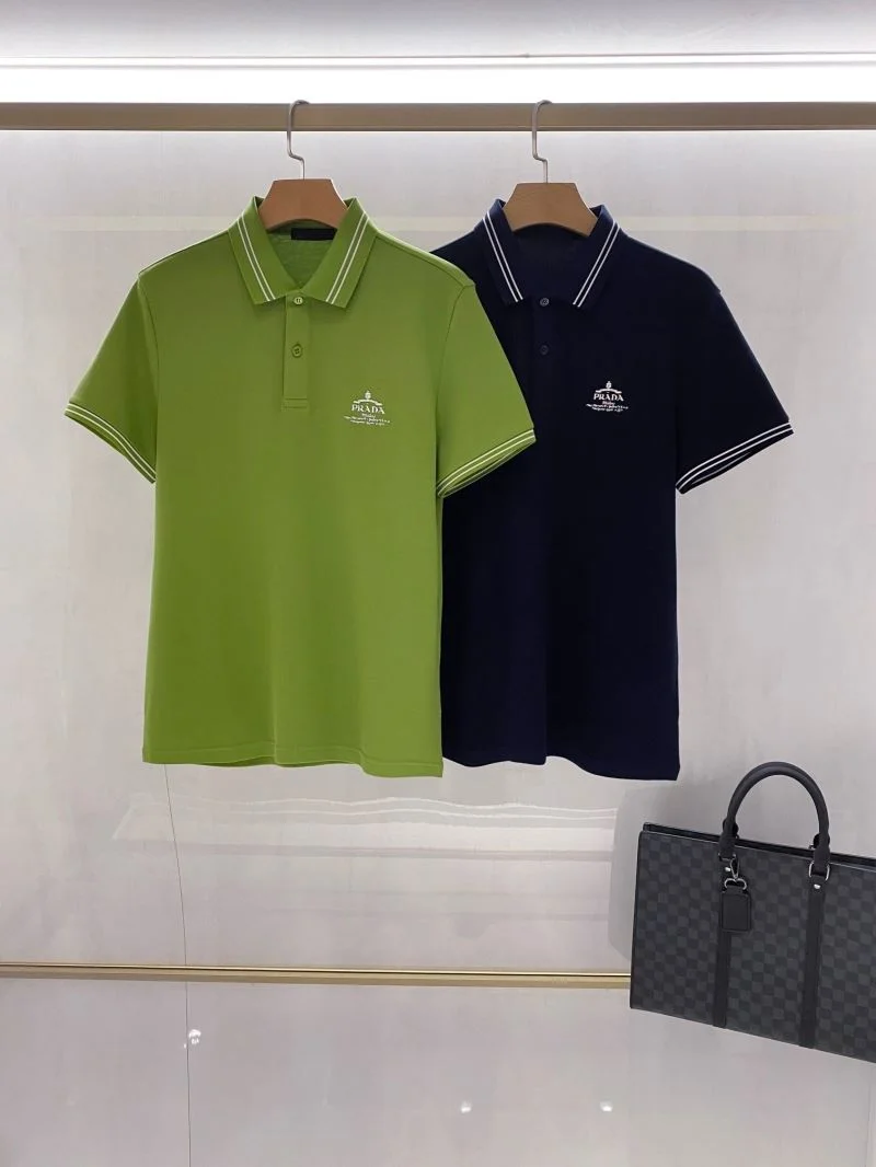 Prada T-Shirts WellDesigned 167664