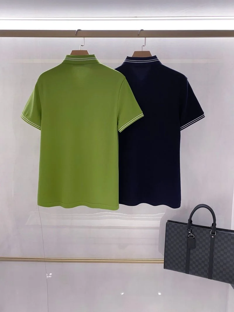 Prada T-Shirts WellDesigned 167664