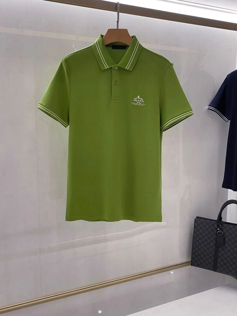 Prada T-Shirts WellDesigned 167664