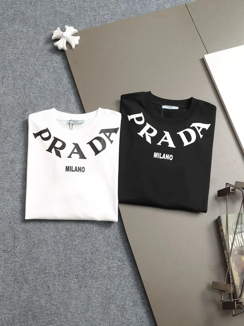 Prada T-Shirts Breathable 167729