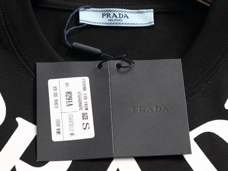 Prada T-Shirts Breathable 167729