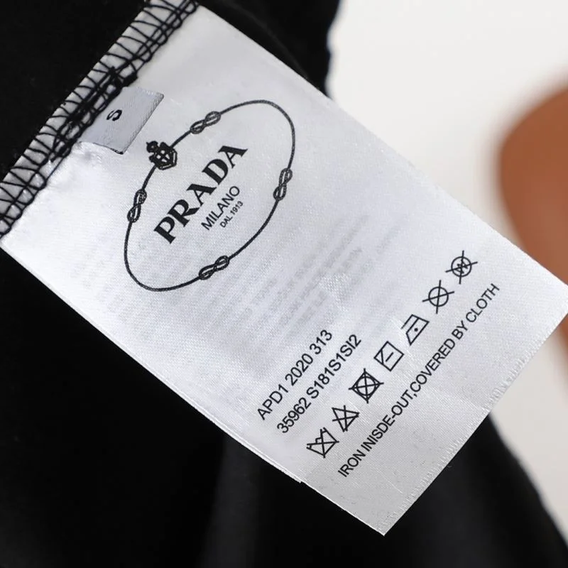 OdorResistant Prada T-Shirts 167651