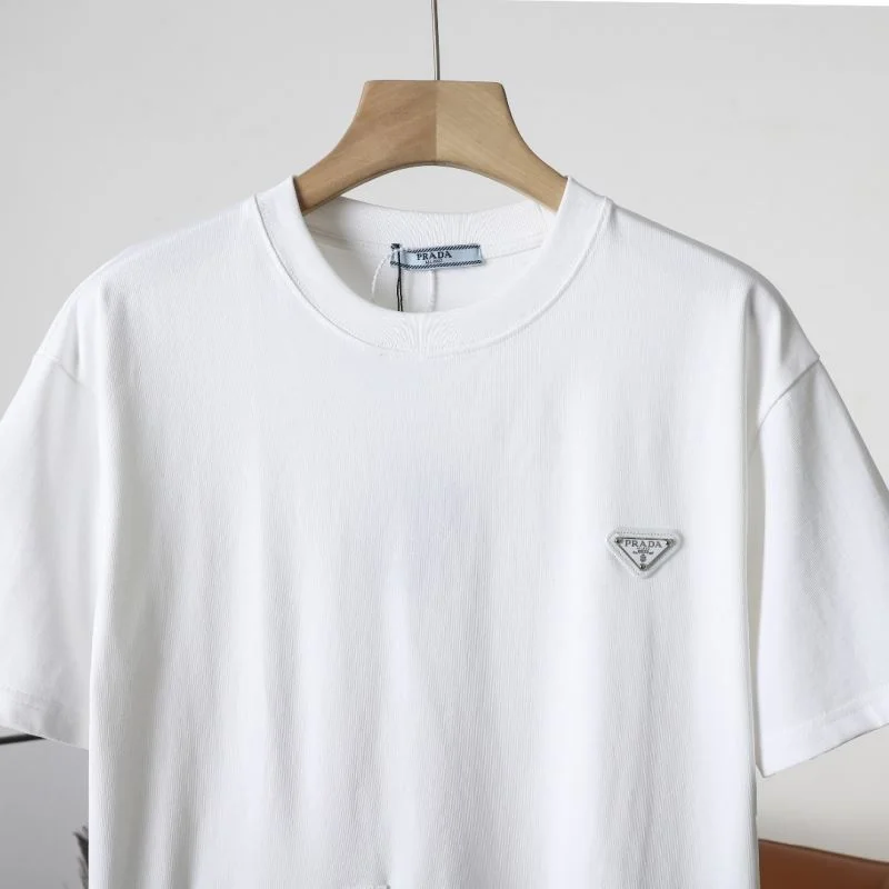 Unisex Prada T-Shirts 167694