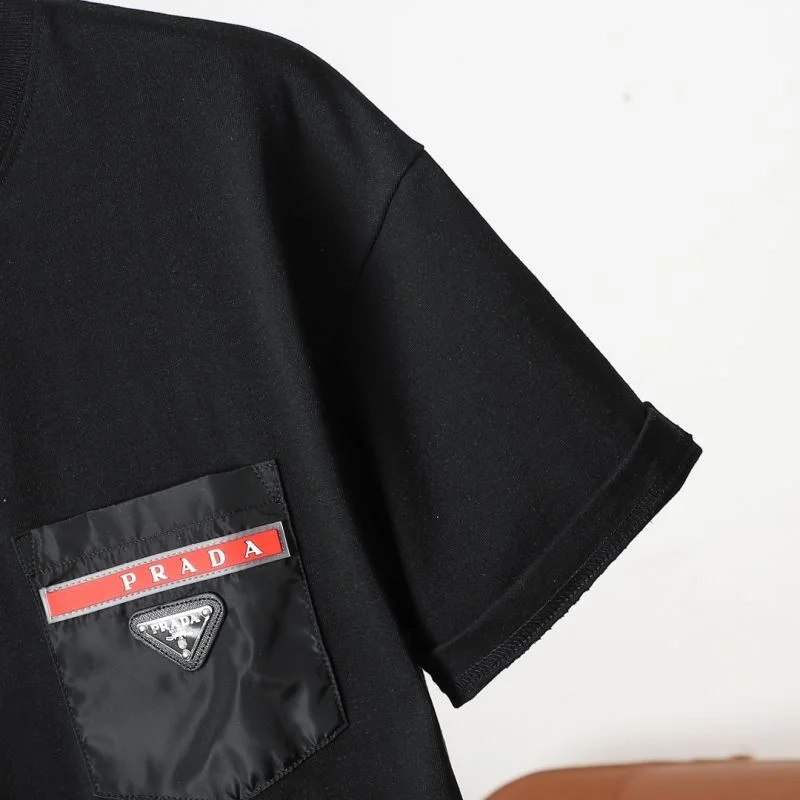 Prada T-Shirts Neat 167644