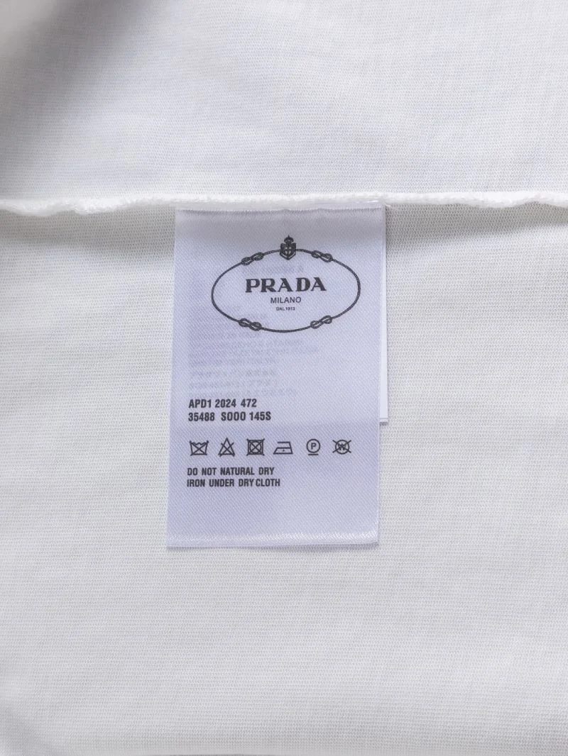 Prada T-Shirts Classic 167645