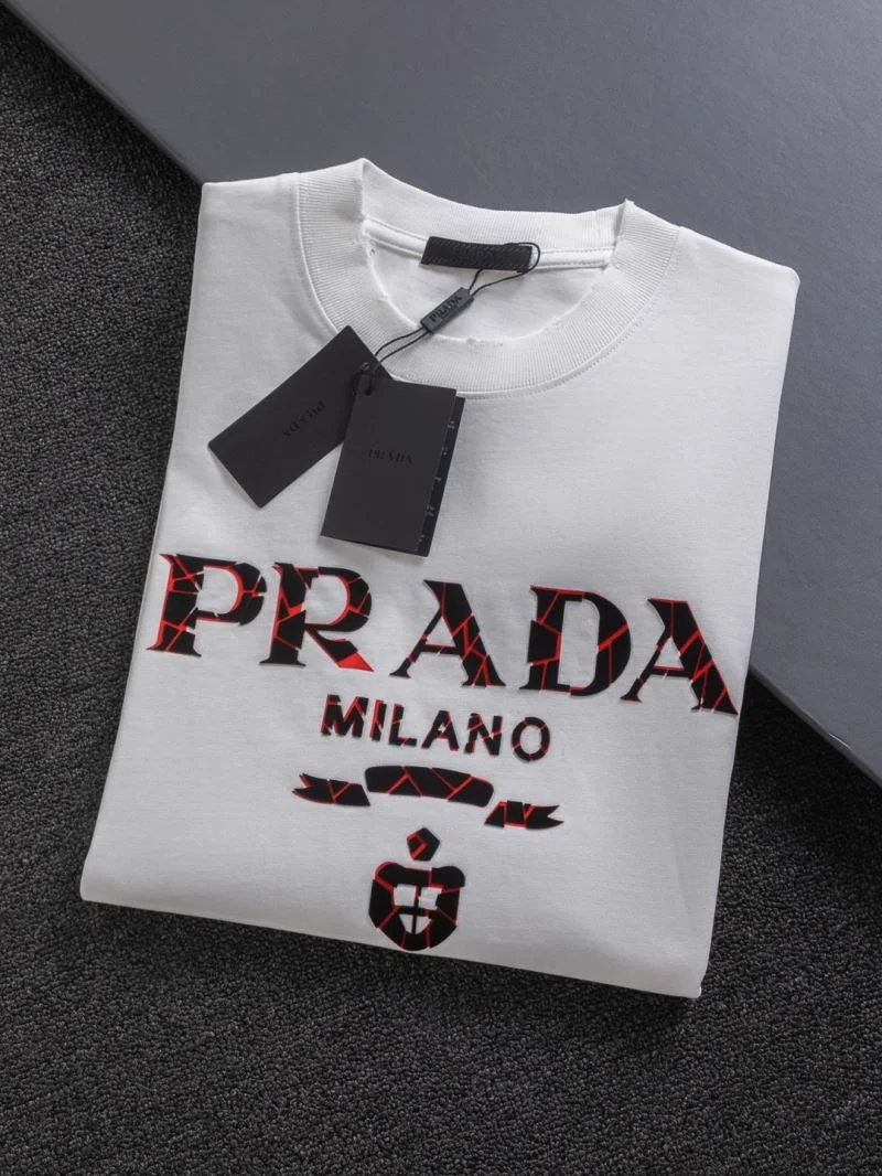 Prada T-Shirts Classic 167645