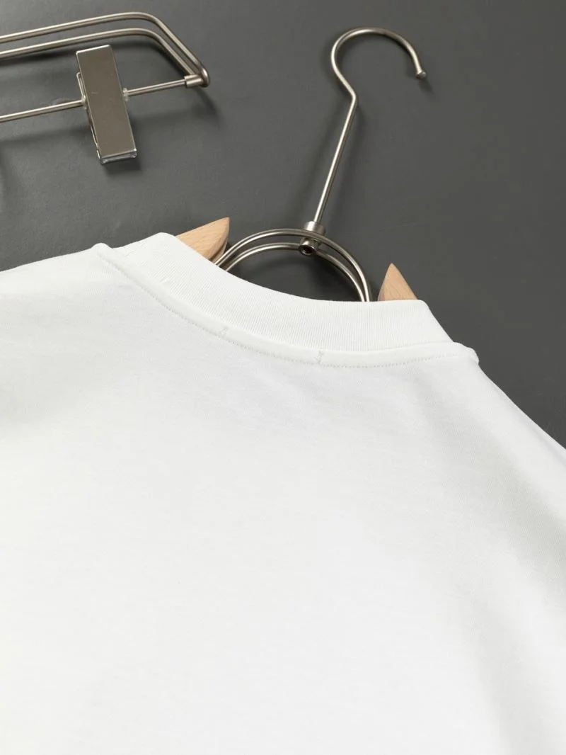 Prada T-Shirts Trendsetting 167640