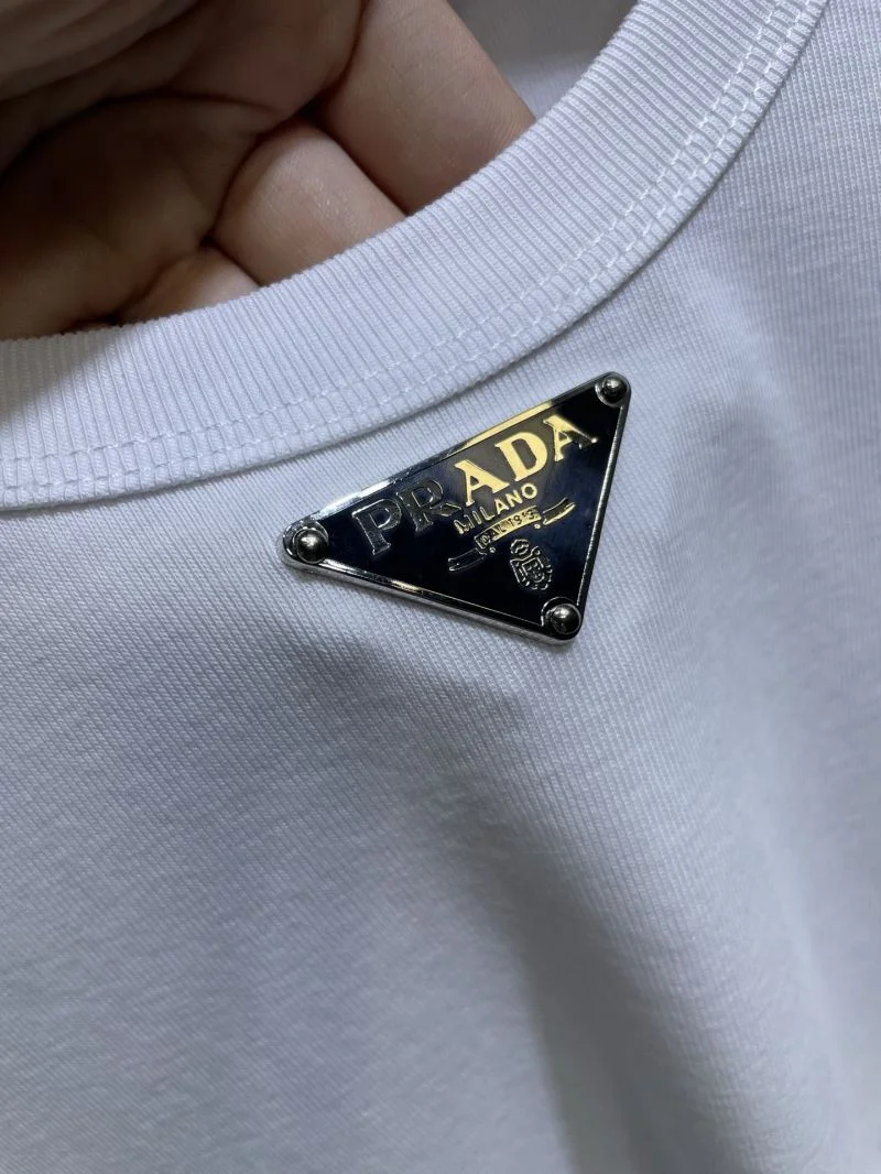Prada T-Shirts Upgraded 167642