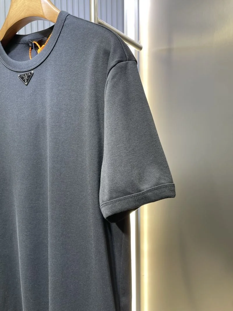 Prada T-Shirts Affordable 167638
