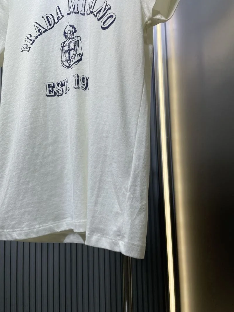 Original Prada T-Shirts 167637
