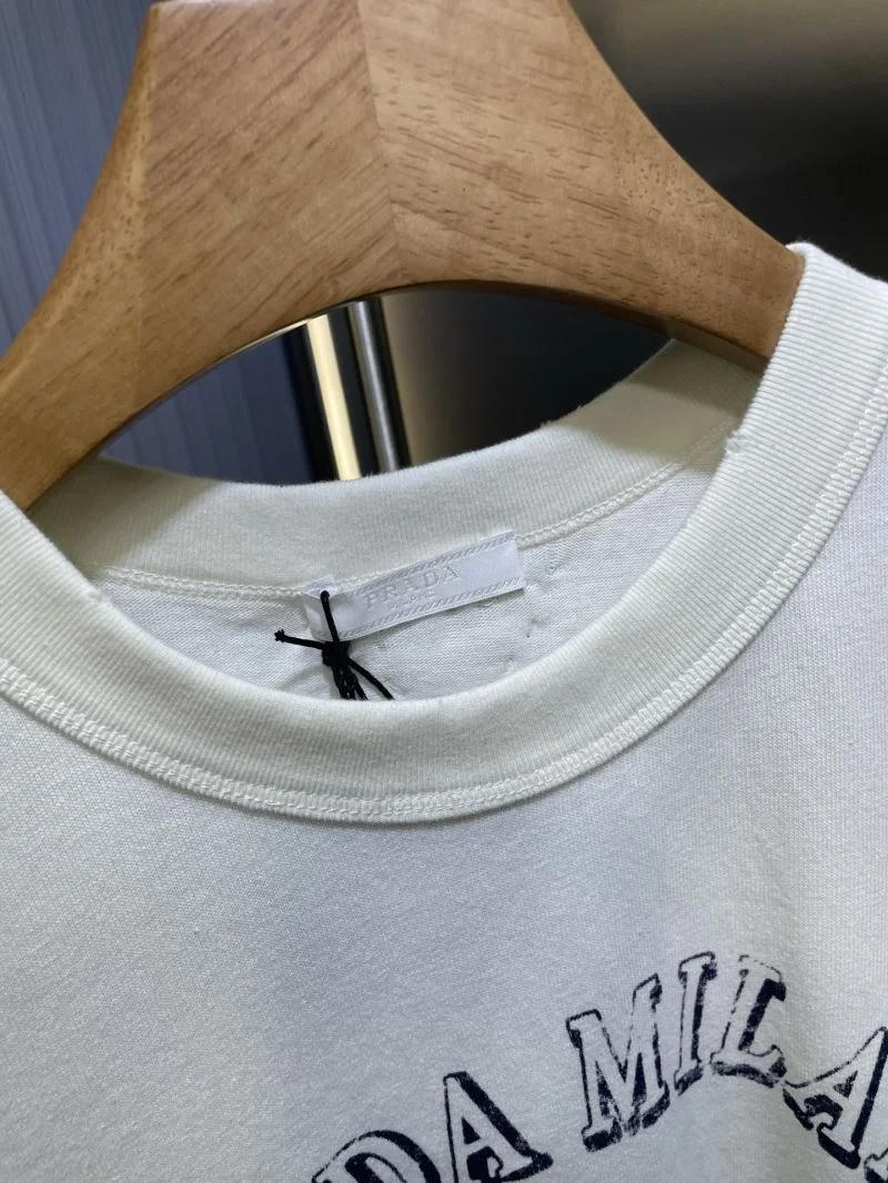 Original Prada T-Shirts 167637