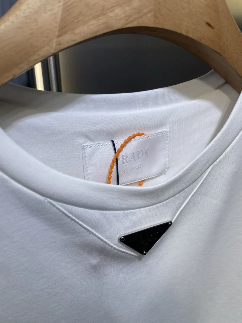 Prada T-Shirts Stylish 167631